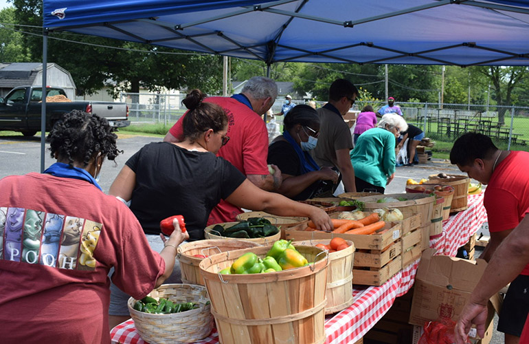 People select fresh produce